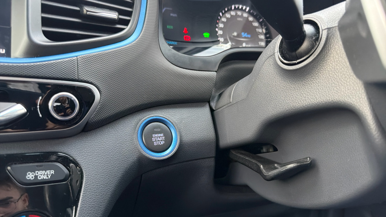 Hyundai IONIQ 1.6 GDi Hybrid Premium 5dr DCT Hybrid Hatchback